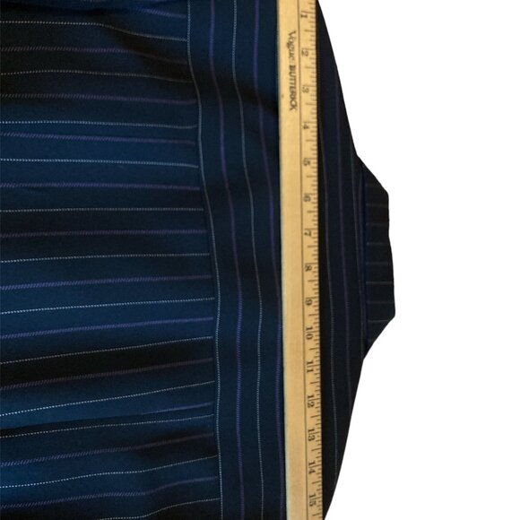 Pre-Owned Ladies Covington Lined Black Jacket with Purple, White Stripes Size 12 - Picture 4 of 6